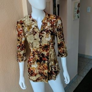 Floral Cocomo 3/4 sleeve v-neck blouse
